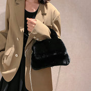 Women's Fashion Pearl Chain Plush Hand-carrying Bag